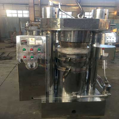 全自動(dòng)液壓榨油機(jī)實(shí)拍圖 全自動(dòng)液壓榨油機(jī)實(shí)拍圖