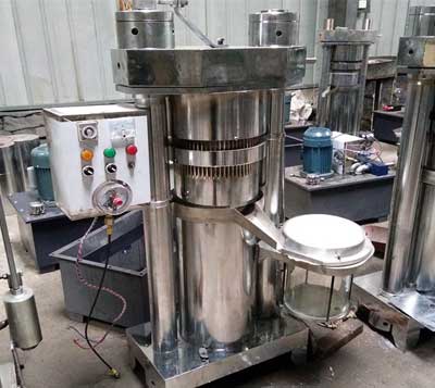 全自動(dòng)液壓榨油機(jī)實(shí)拍圖 全自動(dòng)液壓榨油機(jī)實(shí)拍圖